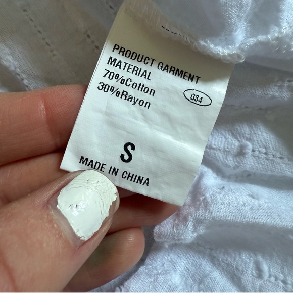 WHITE LONG SLEEVE BUTTON DOWN TOP AND SHORTS TWO PIECE LOUNGE SET / SWIM COVERUP - Picture 10 of 12